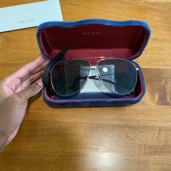 Gucci Aviator frame sunglasses Dark Silver - Picture 2 of 6